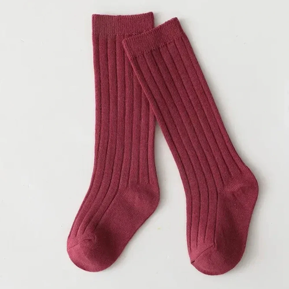 New lot of 5 pair of baby knee high socks 0-6 months